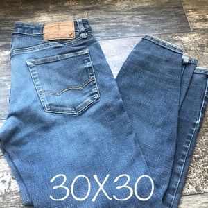 Men’s American Eagle Straight Leg Jeans